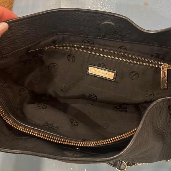 Tory Burch Large Leather Bag - Picture 5 of 8